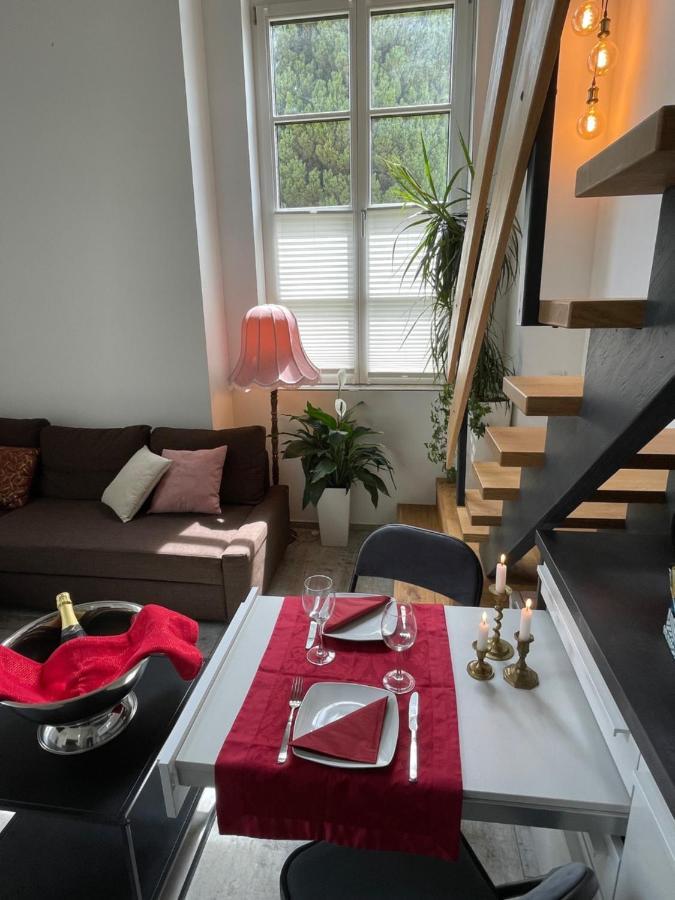 Klosterloft - Modernes Apartment In Historischer Klosteranlage Ravensburg Buitenkant foto